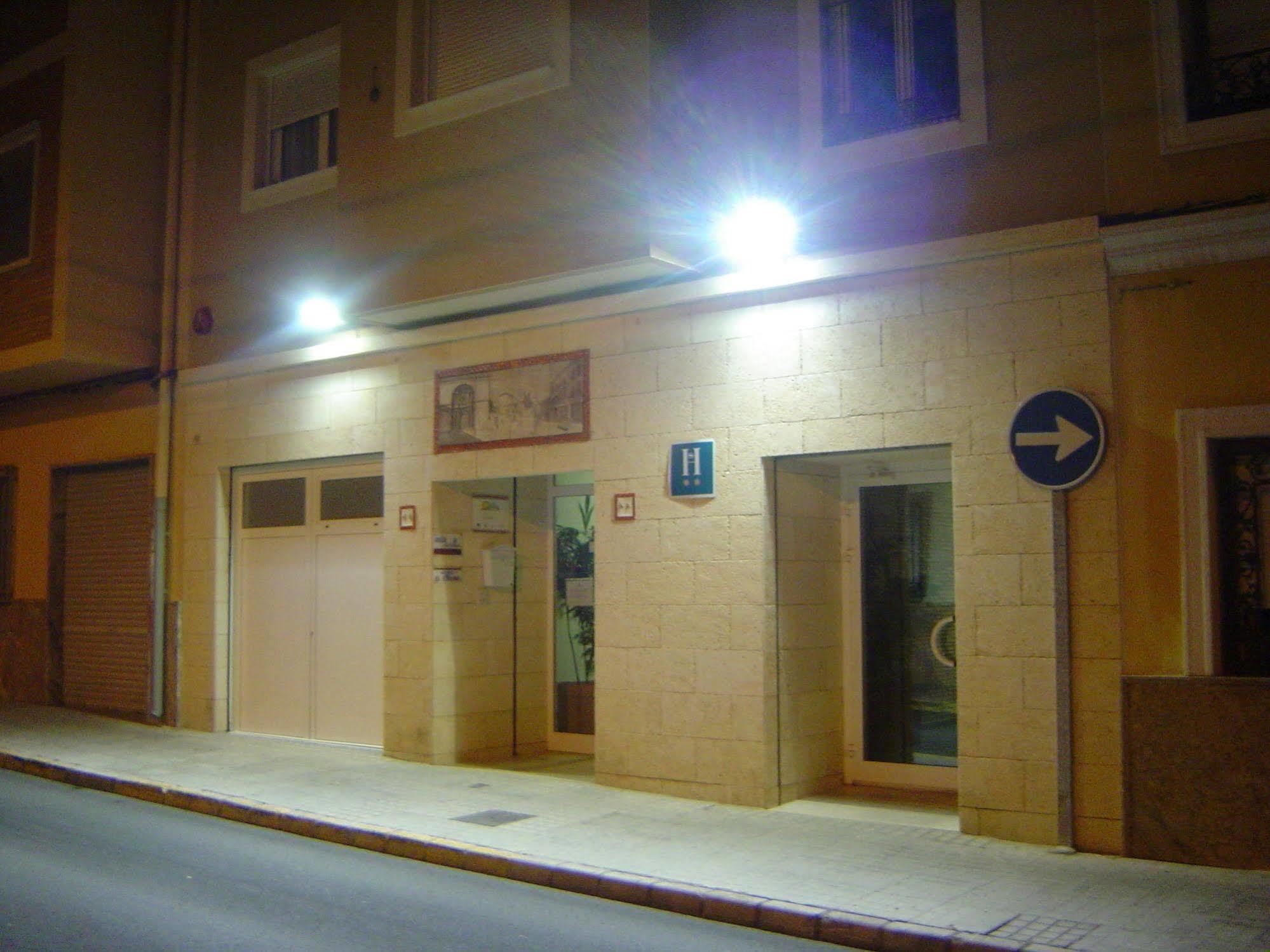 Hostal El Estudio Almansa Exterior photo